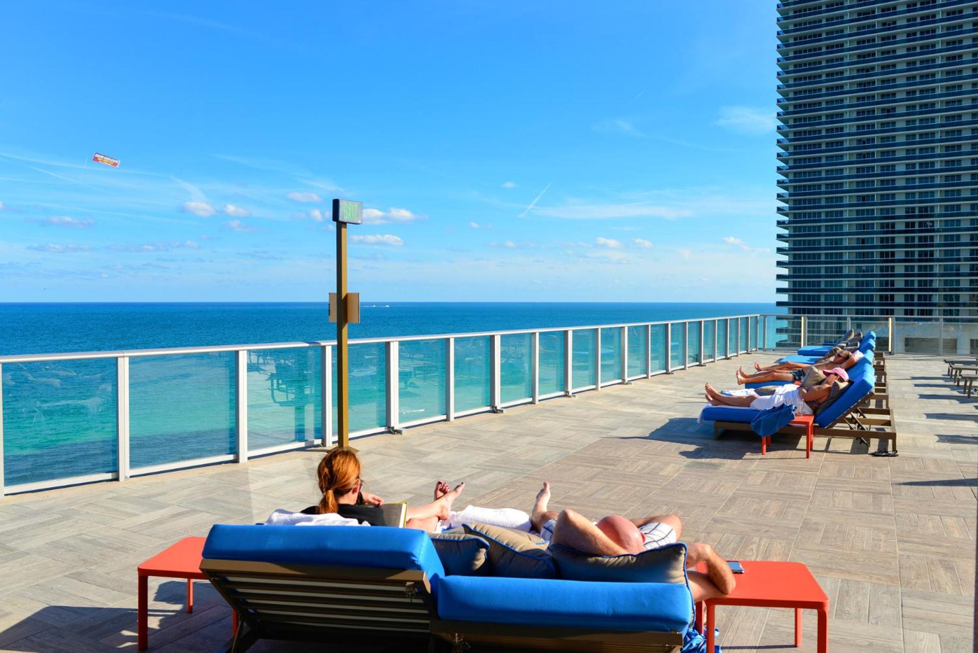 Wonderful 2/2 Condo W Ocean View At Hyde Beach Hollywood Exterior photo